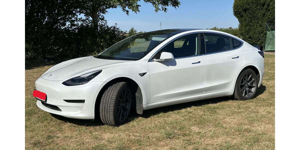 Tesla Model 3 127.000 km 22.900 &euro; Grömitz 23473