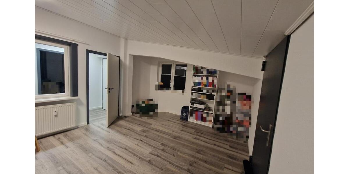 Etagenwohnung Rastede - 4 Zimmer, 125 m&sup2;, 950&euro; | Angebot:25430107
