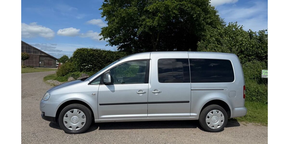 VW Caddy 263.211 km 8.999 &euro; Dätgen 24589