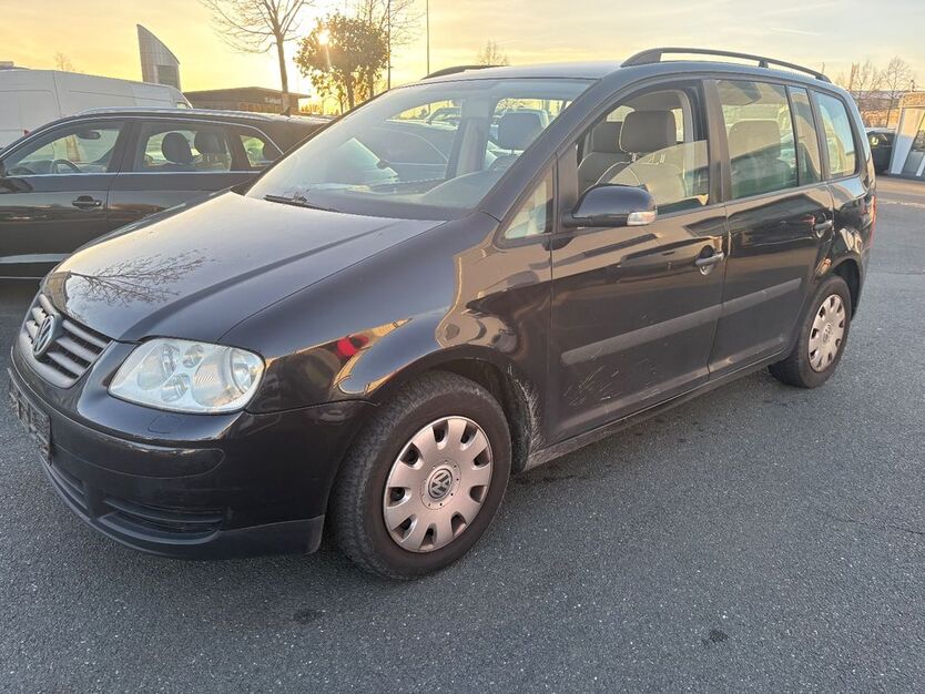 VW Touran 183.000 km 1.250 € Fürth 90763
