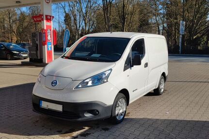 Nissan e-NV200