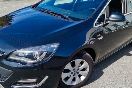 Opel Astra 212.150 km 4.799 € Fürth 90762