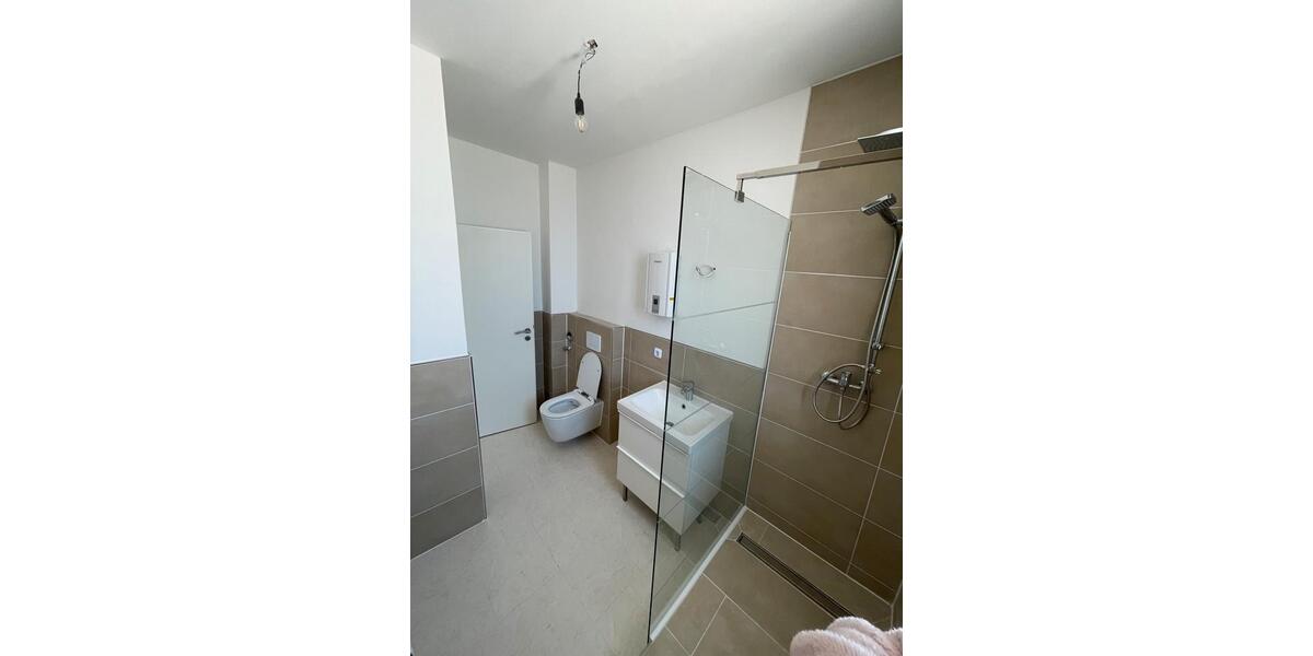 Etagenwohnung Duisburg Hamborn - 4 Zimmer, 118 m&sup2;, 900&euro; | Angebot:26284341