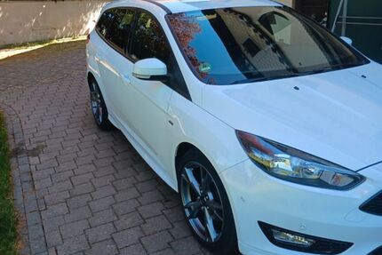 Ford Focus 67.000 km 10.800 &euro; Sondershausen 99706