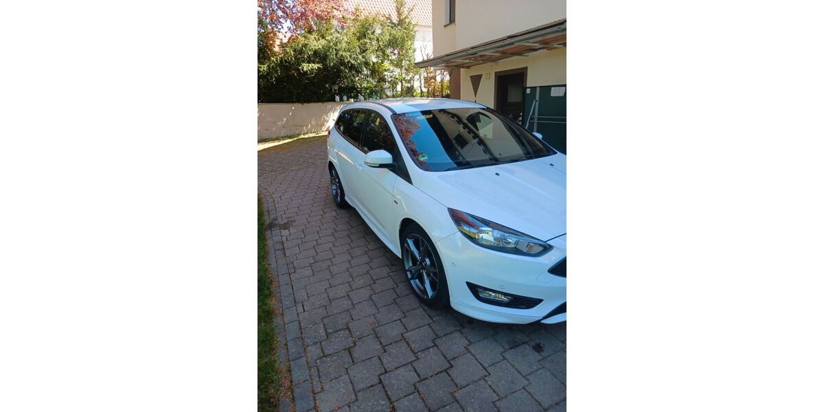 Ford Focus 67.000 km 10.800 &euro; Sondershausen 99706
