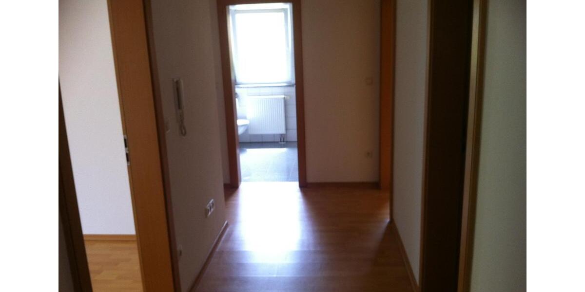 Verkaufe helle 2 Zimmer Wohnung in Hauzenberg EG Juli August 26 2 zimmer