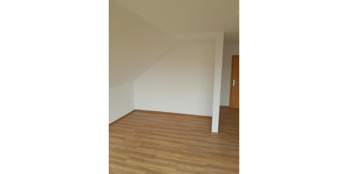 Dachgeschoßwohnung Asendorf - 3 Zimmer, 100 m&sup2;, 650&euro; | Angebot:26248428