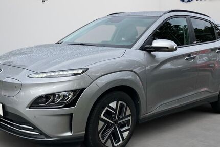 Hyundai KONA 24.819 km 23.630 &euro; Plauen 08527