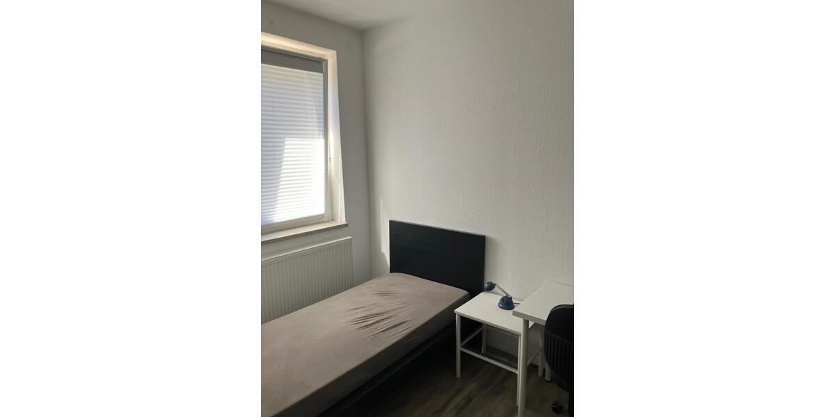 Erdgeschoßwohnung Kassel - 1 Zimmer, 16 m&sup2;, 369&euro; | Angebot:26429904