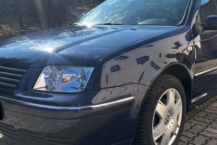 VW Bora 221.000 km 4.500 &euro; Oelsnitz Vogtland 08606