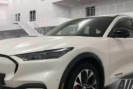 Ford Mustang Mach-E 44.950 km 30.750 &euro; Schöningen 38364