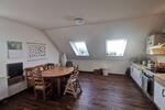 Geräumige Dachgeschoßwohnung in Greifswald - Ideal für Familien oder als WG