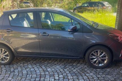 Toyota Yaris 19.750 km 12.200 &euro; Wartenberg 85456