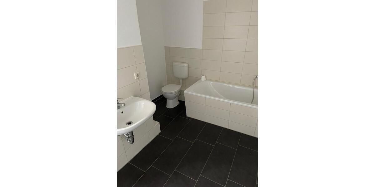 Etagenwohnung Taucha - 3 Zimmer, 75 m&sup2;, 675&euro; | Angebot:26532017