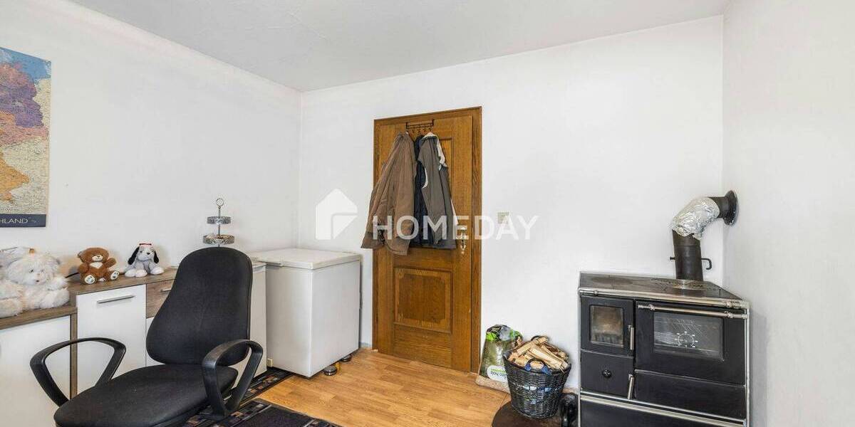 Mehrfamilienhaus, Wohnhaus Schwandorf Krondorf - 8 Zimmer, 191 m&sup2;, 309.000&euro; | Angebot:25677448