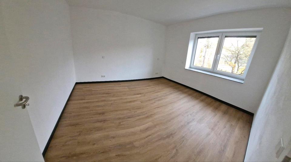 Etagenwohnung Alsfeld - 5 Zimmer, 129 m&sup2;, 1.650&euro; | Angebot:24253136