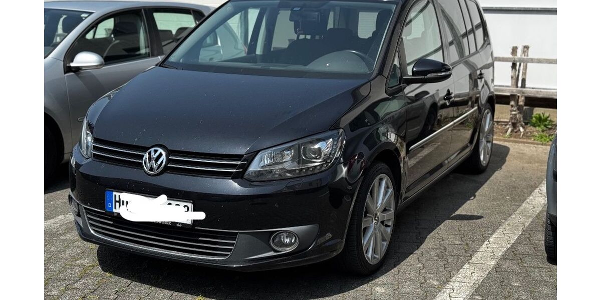 VW Touran 158.000 km 12.600 &euro; Holzminden 37603