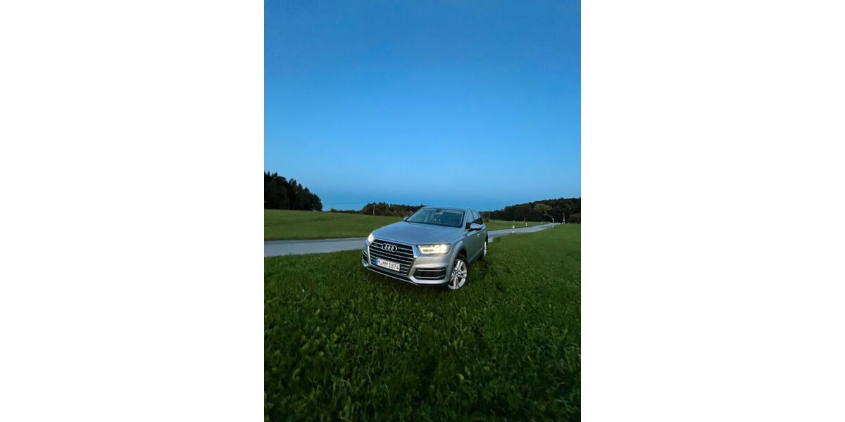Audi Q7 149.500 km 35.900 &euro; München 81829