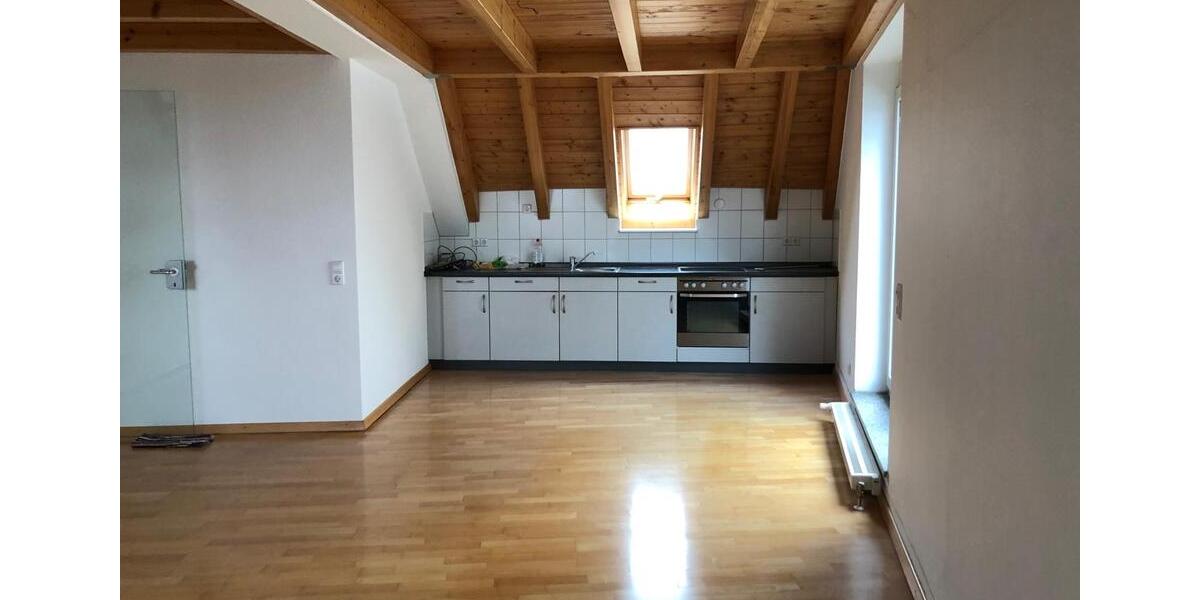 Maisonettenwohnung Leutkirch im Allgäu - 3 Zimmer, 75 m&sup2;, 1.100&euro; | Angebot:25523140
