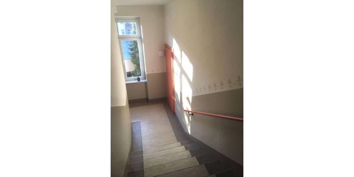 Etagenwohnung Dresden Friedrichstadt - 4 Zimmer, 100 m&sup2;, 757&euro; | Angebot:26343668