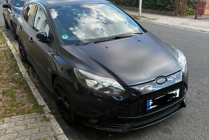 Ford Focus 127.500 km 7.200 &euro; Fürstenwalde 15517