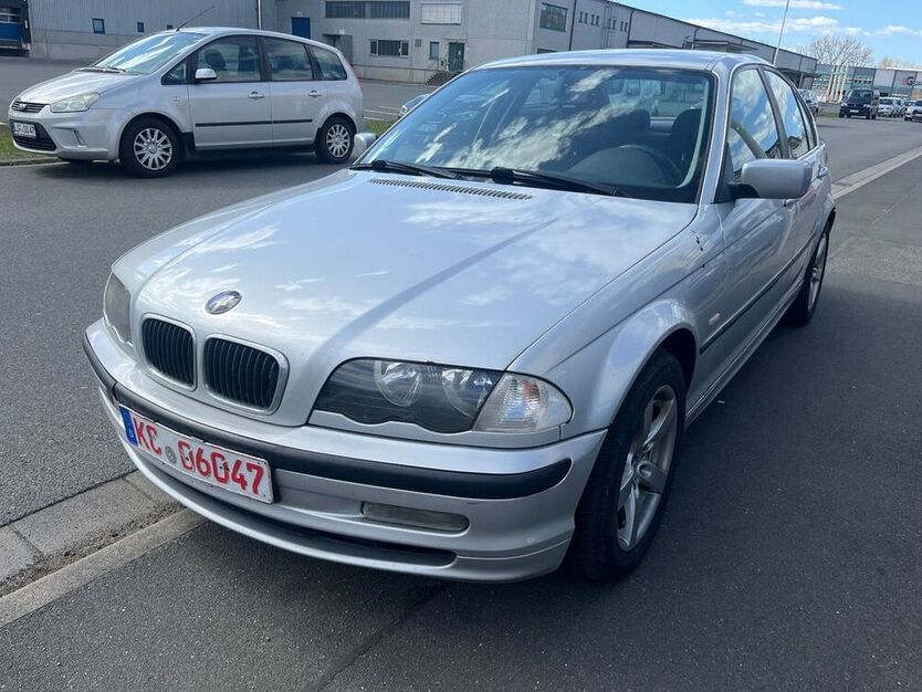 320