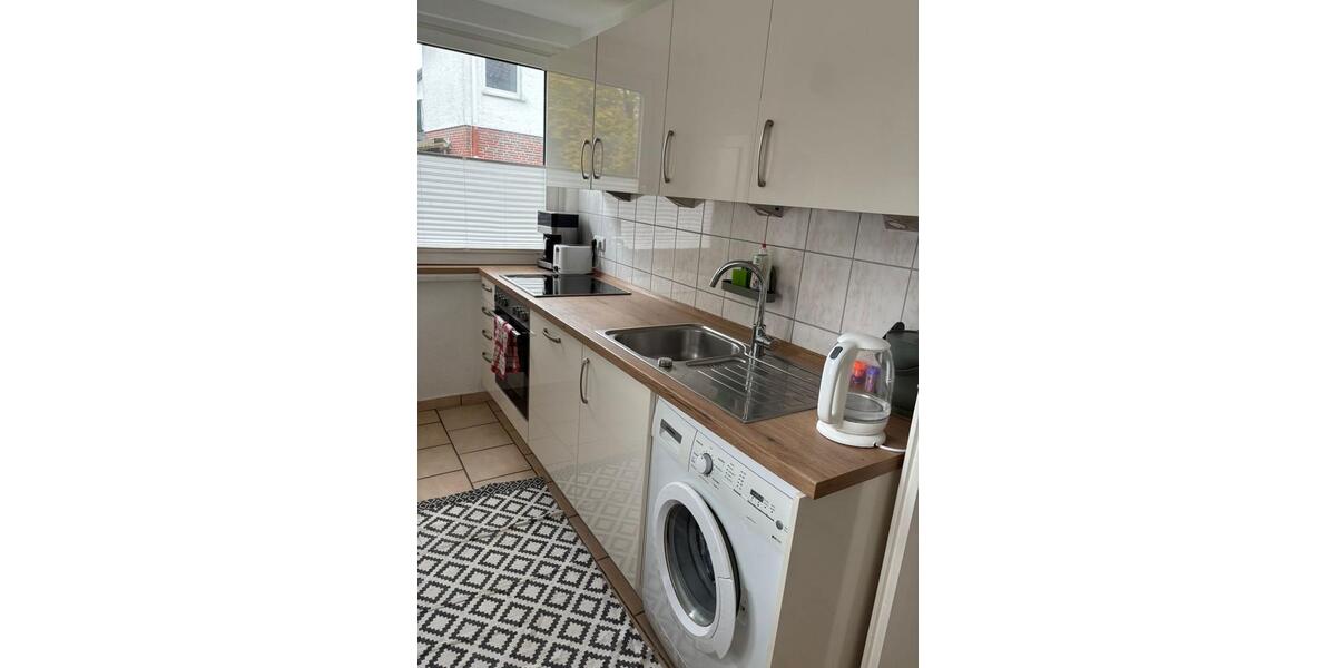 Von 01.2026 - 06.2026 möbelierte Wohnung 4 Zimmer 110 qm Miete 4 zimmer