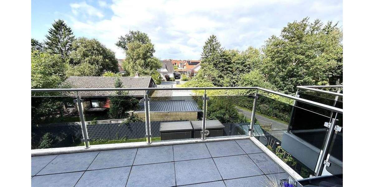 Etagenwohnung Bremerhaven Lehe - 2 Zimmer, 69 m&sup2;, 830&euro; | Angebot:25626811