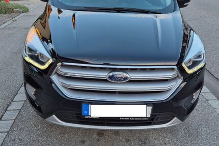 Ford Kuga 115.000 km 14.500 € Weilheim in Oberbayern 82362