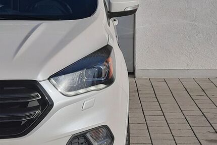 Ford Kuga 122.749 km 19.999 &euro; Aschheim 85609