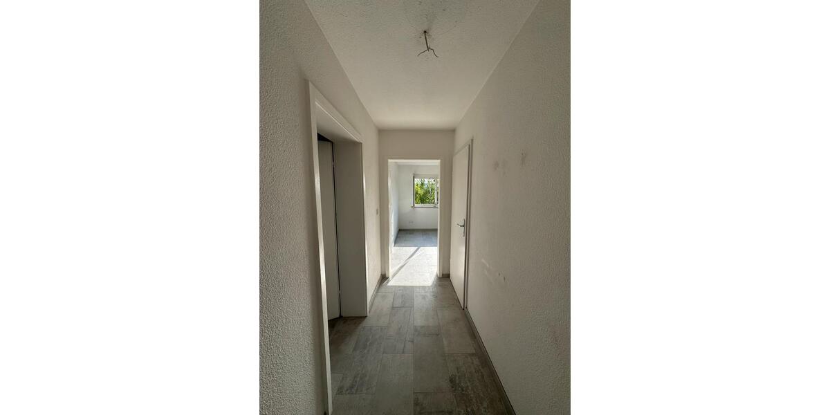 Etagenwohnung Vöhringen - 3 Zimmer, 64 m&sup2;, 1.300&euro; | Angebot:26313998