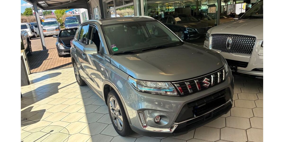 Suzuki Vitara 19.000 km 23.900 &euro; Barmstedt 25355