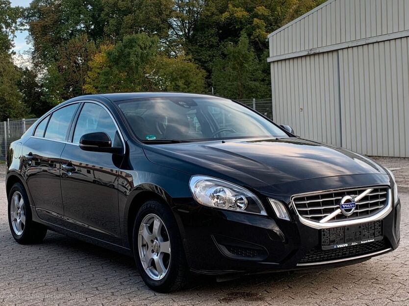 Volvo S60 108.079 km 11.990 € Mechernich 53894