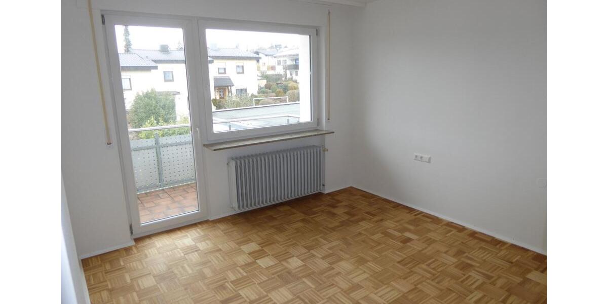 Reihenhaus Neckartenzlingen - 4 Zimmer, 102 m&sup2;, 1.200&euro; | Angebot:24854272