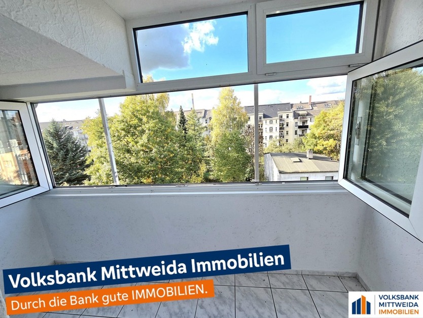 Stadtleben mit Weitblick: Moderne Dachgeschosswohnung mit Balkon und Einbauküche! 2 zimmer