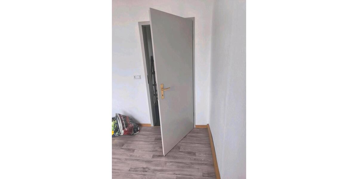 Etagenwohnung Kemberg - 4 Zimmer, 86 m&sup2;, 910&euro; | Angebot:27533110
