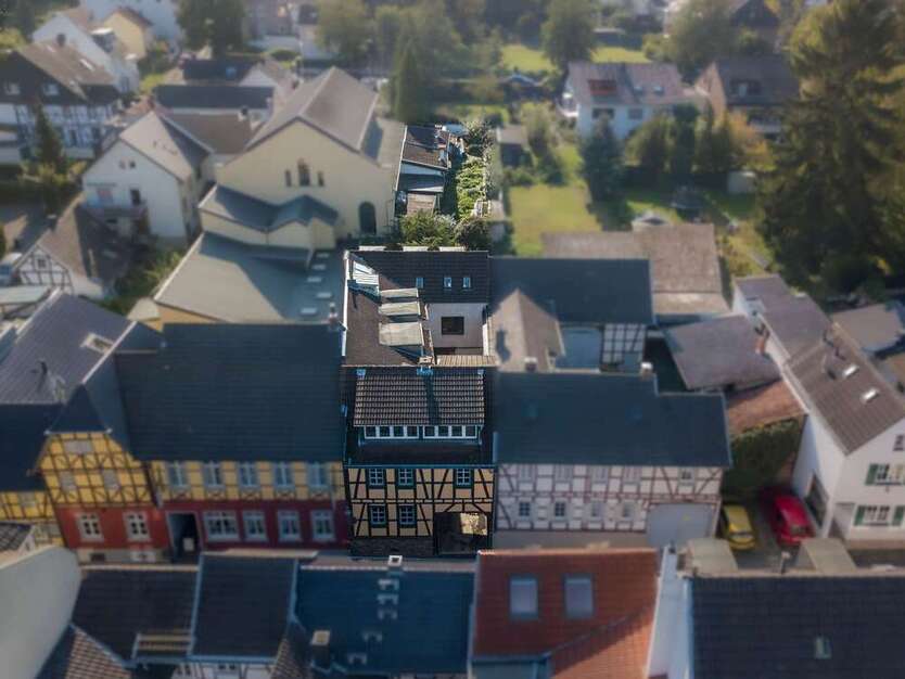 Haus zum Kaufen in Bonn 669.000 € 290 m²