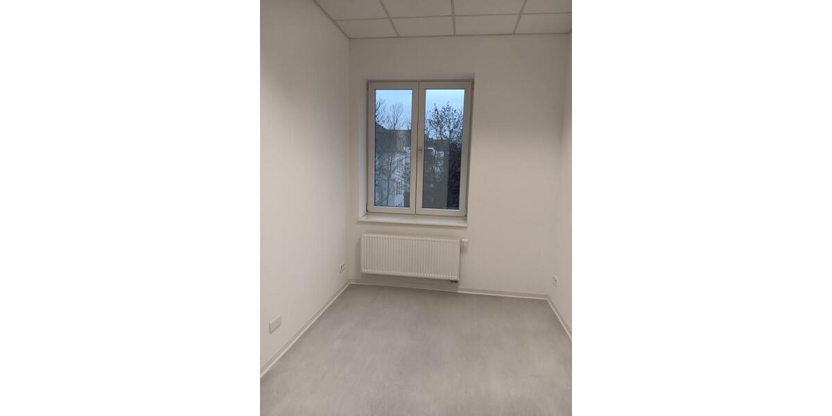 Gewerbeobjekt Freital - 800&euro; | Angebot:24423438