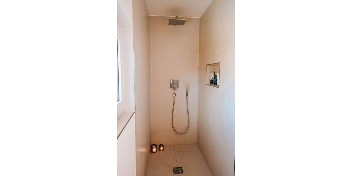 Modernes, schönes Einfamilienhaus, mit Blick ins Grüne in Weil der Stadt 4 zimmer