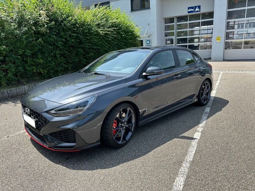 i30
