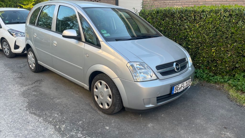 Opel Meriva 156.000 km 2.999 &euro; Beckum 59269