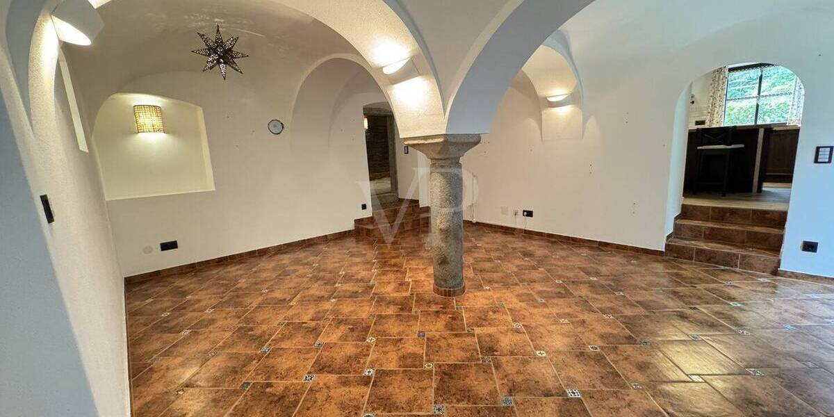 Einfamilienhaus Schöllnach - 1 Zimmer, 282 m&sup2;, 749.000&euro; | Angebot:26674244