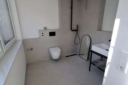 Wohnung zum Mieten in Stuttgart 1.150 € 43.04 m² 1 zimmer