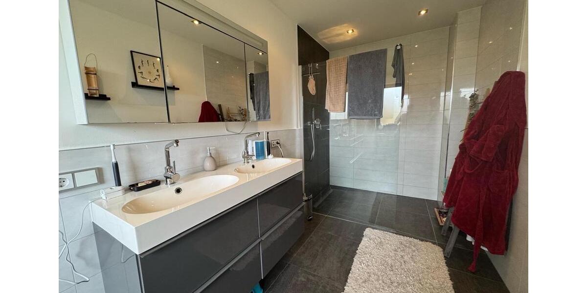 Doppelhaushälfte Pulheim - 5 Zimmer, 175 m&sup2;, 770.000&euro; | Angebot:27016280