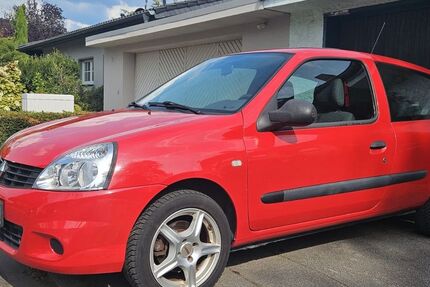 Renault Clio 140.000 km 2.000 &euro; Köln 50765