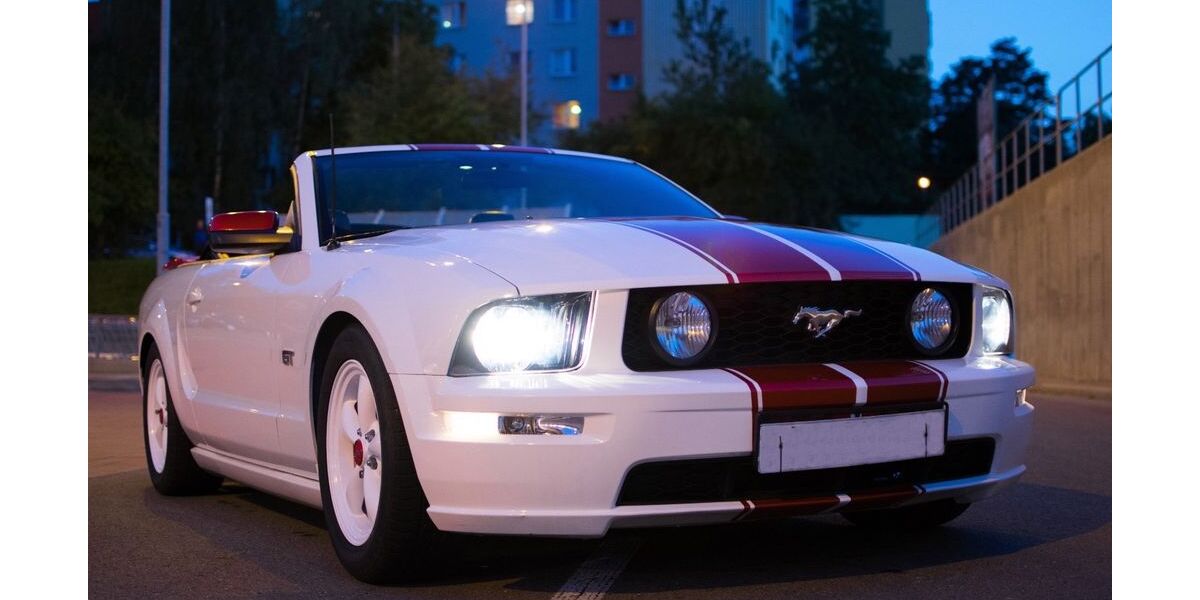 Ford Mustang 125.000 km 19.990 &euro; Jestetten 79798