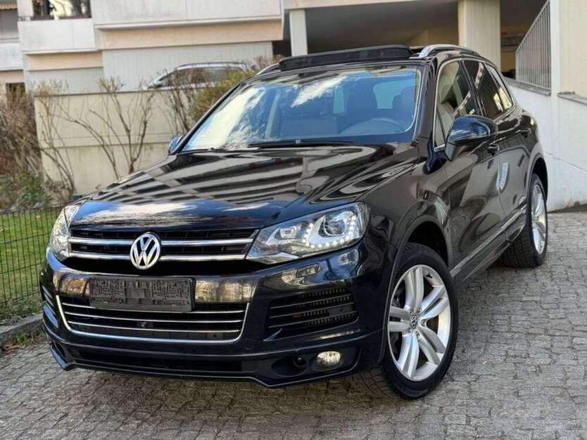 VW Touareg 211.000 km 15.990 € Berlin 13089
