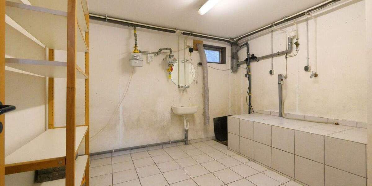 Einfamilienhaus Salzkotten / Mantinghausen Mantinghausen - 5 Zimmer, 193 m&sup2;, 449.000&euro; | Angebot:25338586