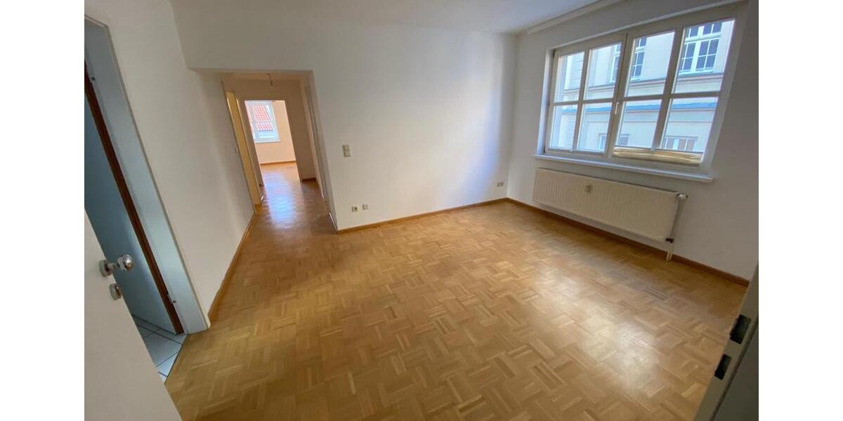 Etagenwohnung Uelzen - 3 Zimmer, 70 m&sup2;, 600&euro; | Angebot:26671628