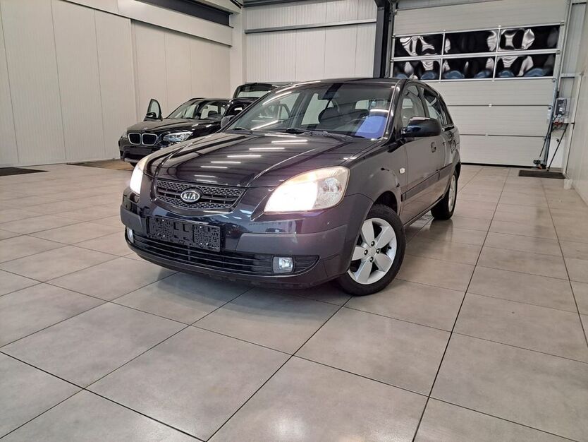 Kia Rio 141.636 km 3.990 € Steinfeld 49439